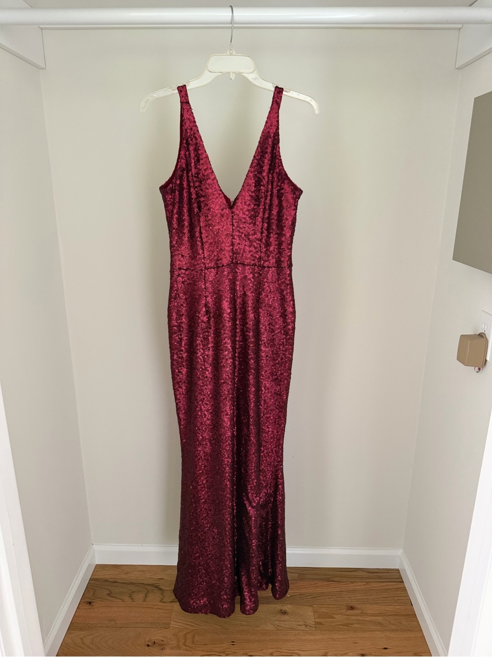 Sleeveless Burgundy Sequin V-Neck Evening Dress